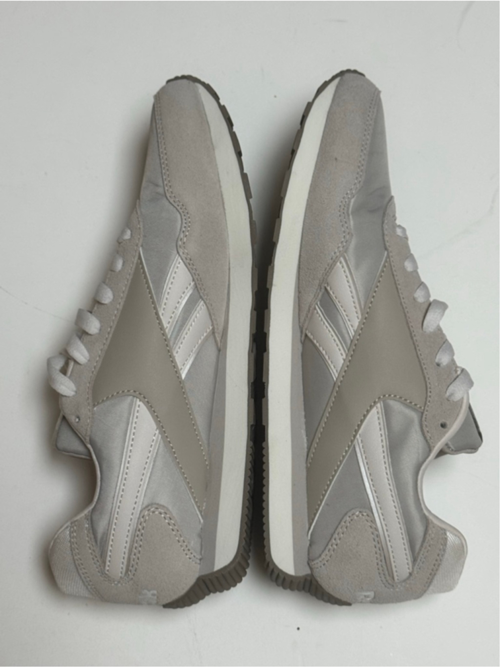 Reebok Glide Low Women’s Gray Running Shoes Sz 9.5 - Picture 8 of 15
